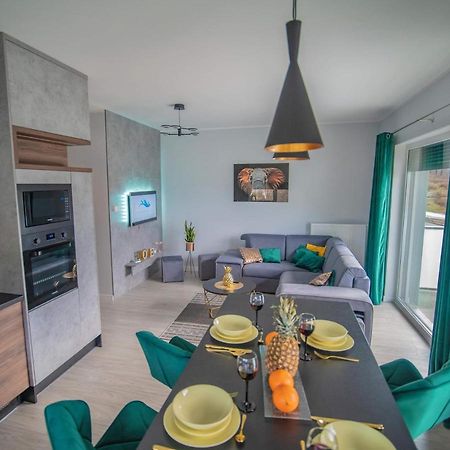 Apartament W Cieplicach Deluxe Jelenia Góra Kültér fotó
