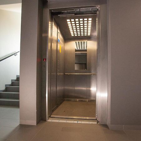 Apartament W Cieplicach Deluxe Jelenia Góra Kültér fotó