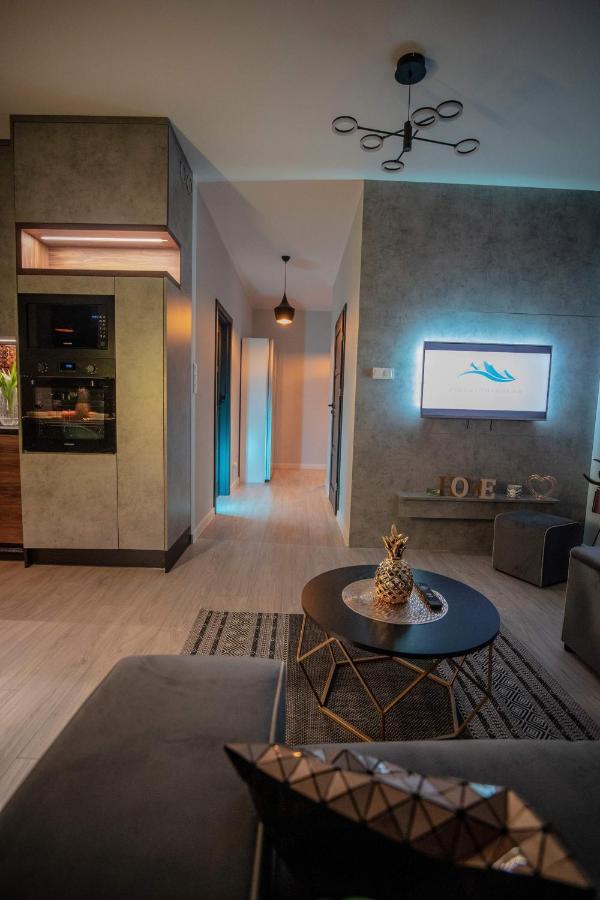 Apartament W Cieplicach Deluxe Jelenia Góra Kültér fotó